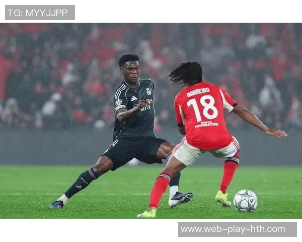 世体报道罗德里戈在客战本菲卡时被红牌罚下或将面临两场以上禁赛处罚